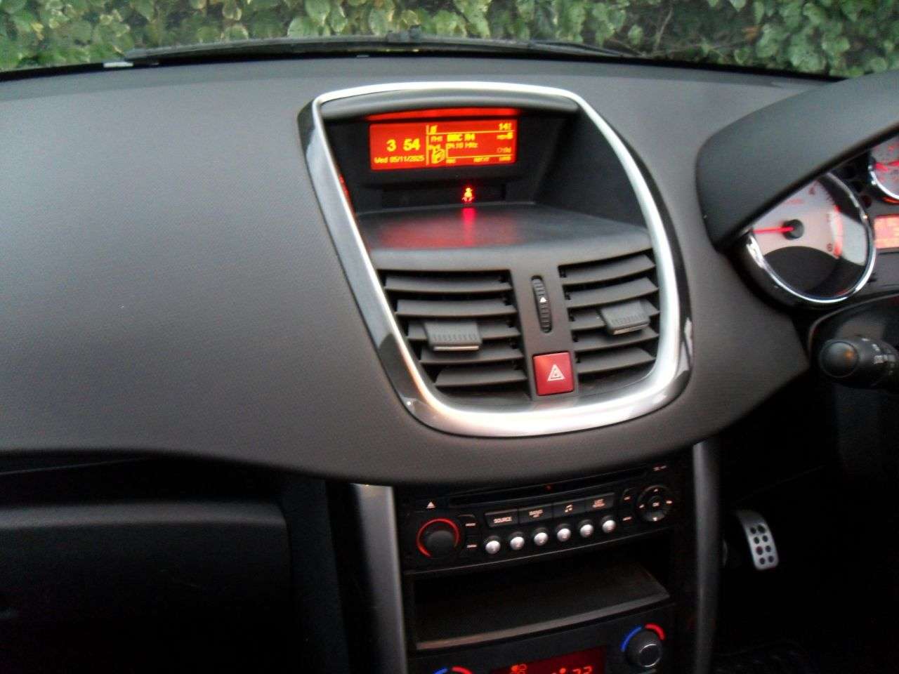 2010 PEUGEOT 207 2010 PEUGEOT 207