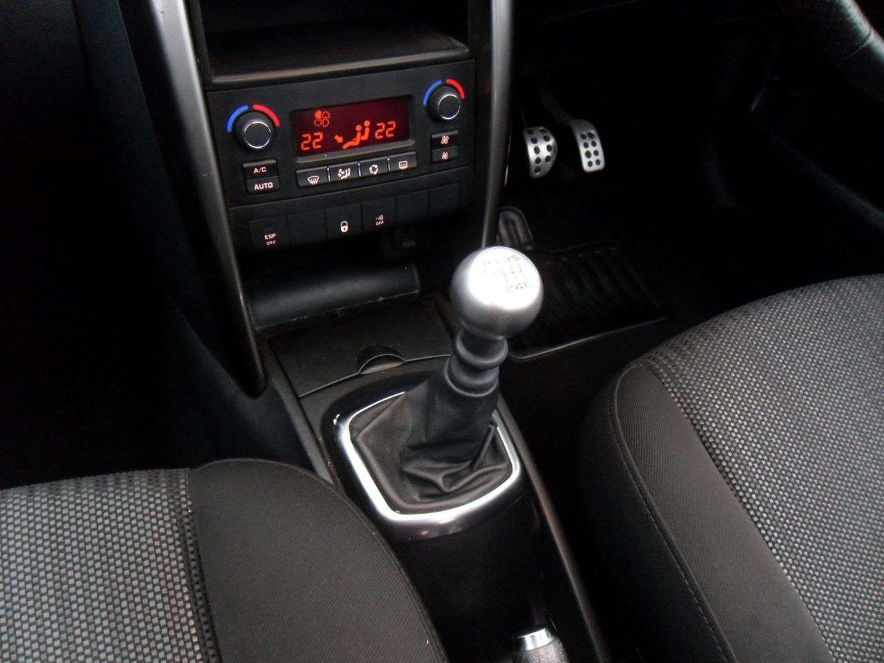 2010 PEUGEOT 207 2010 PEUGEOT 207