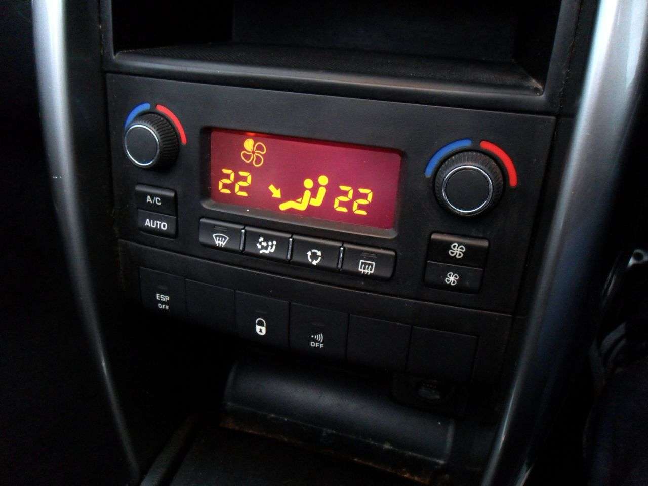 2010 PEUGEOT 207 2010 PEUGEOT 207