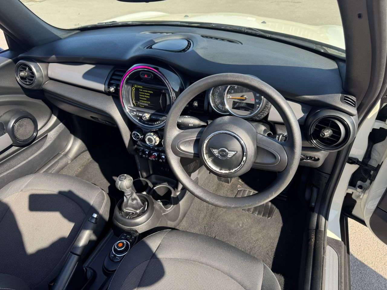 2016 MINI CONVERTIBLE 2016 MINI CONVERTIBLE