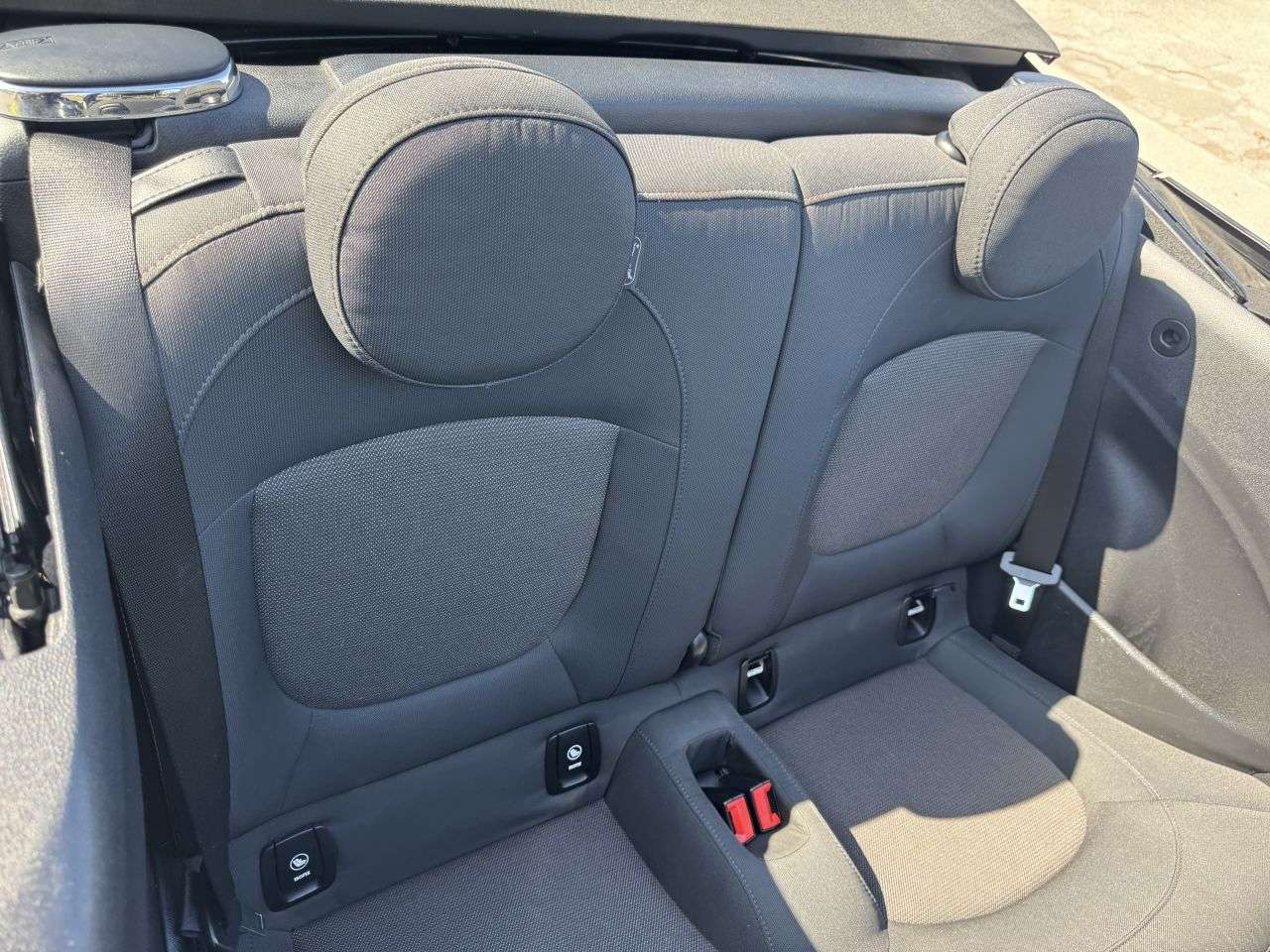 2016 MINI CONVERTIBLE 2016 MINI CONVERTIBLE