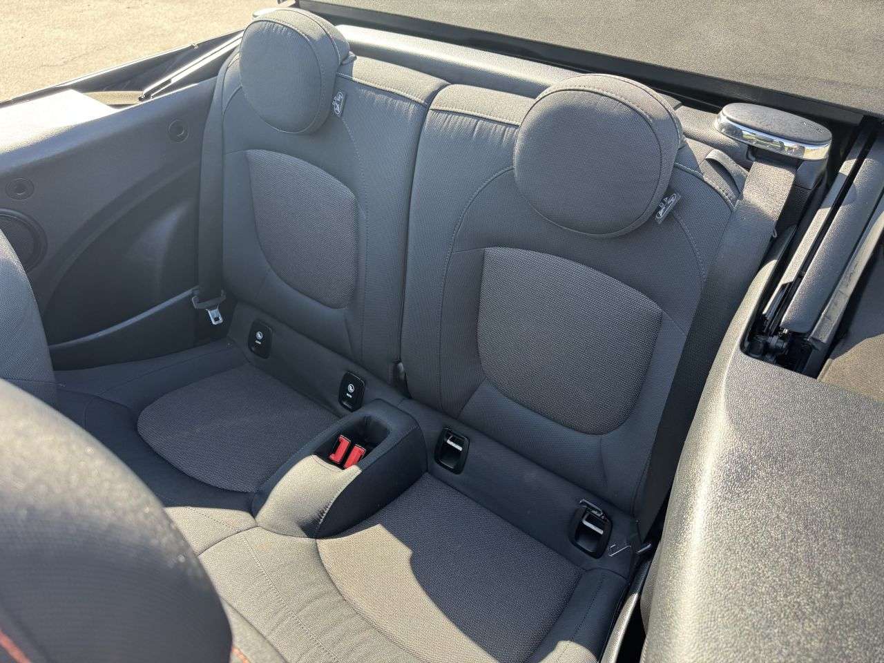 2016 MINI CONVERTIBLE 2016 MINI CONVERTIBLE