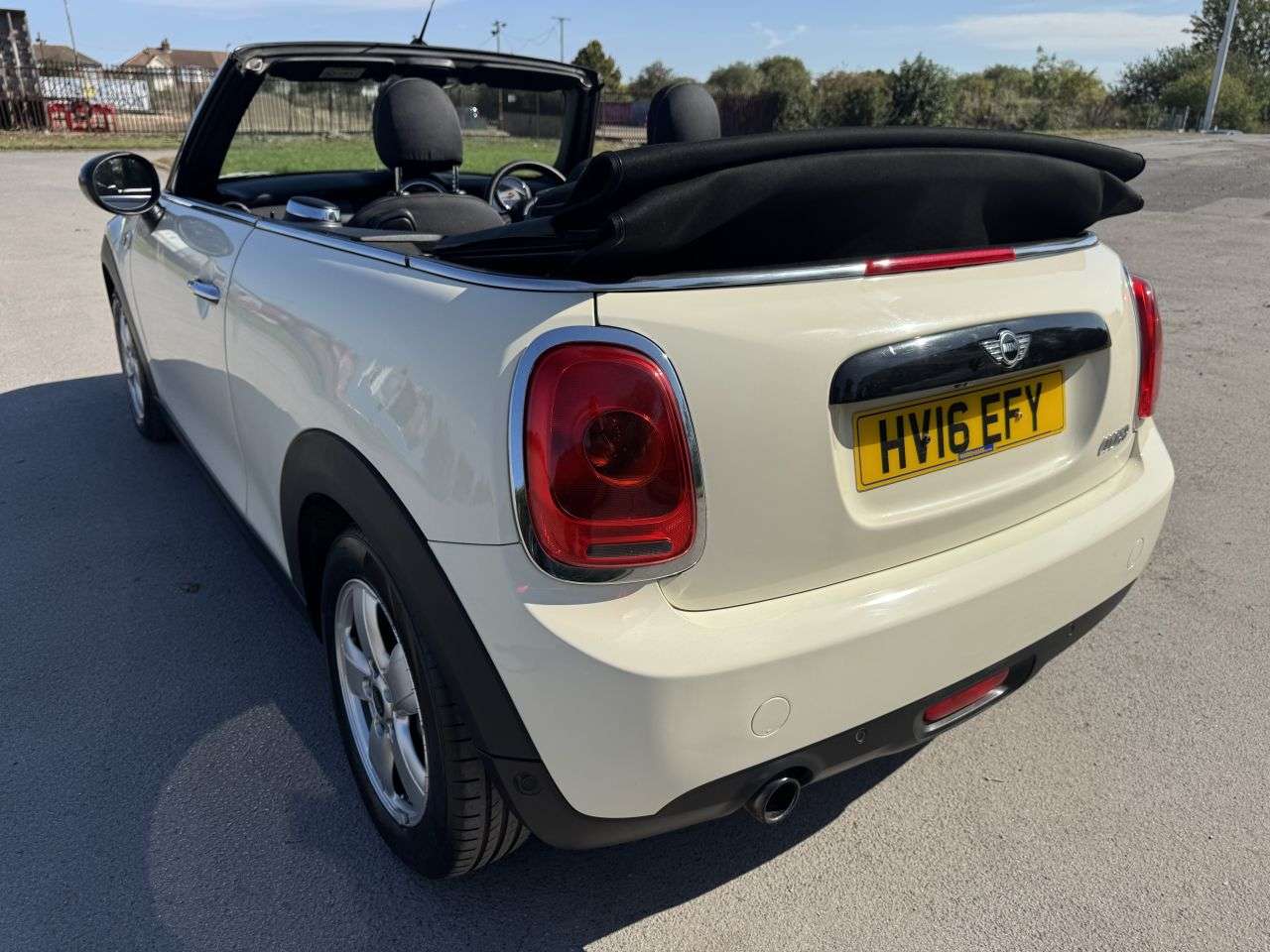 2016 MINI CONVERTIBLE 2016 MINI CONVERTIBLE