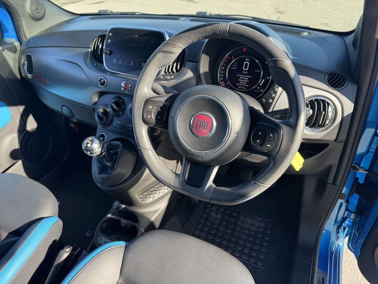 2017 FIAT 500 2017 FIAT 500