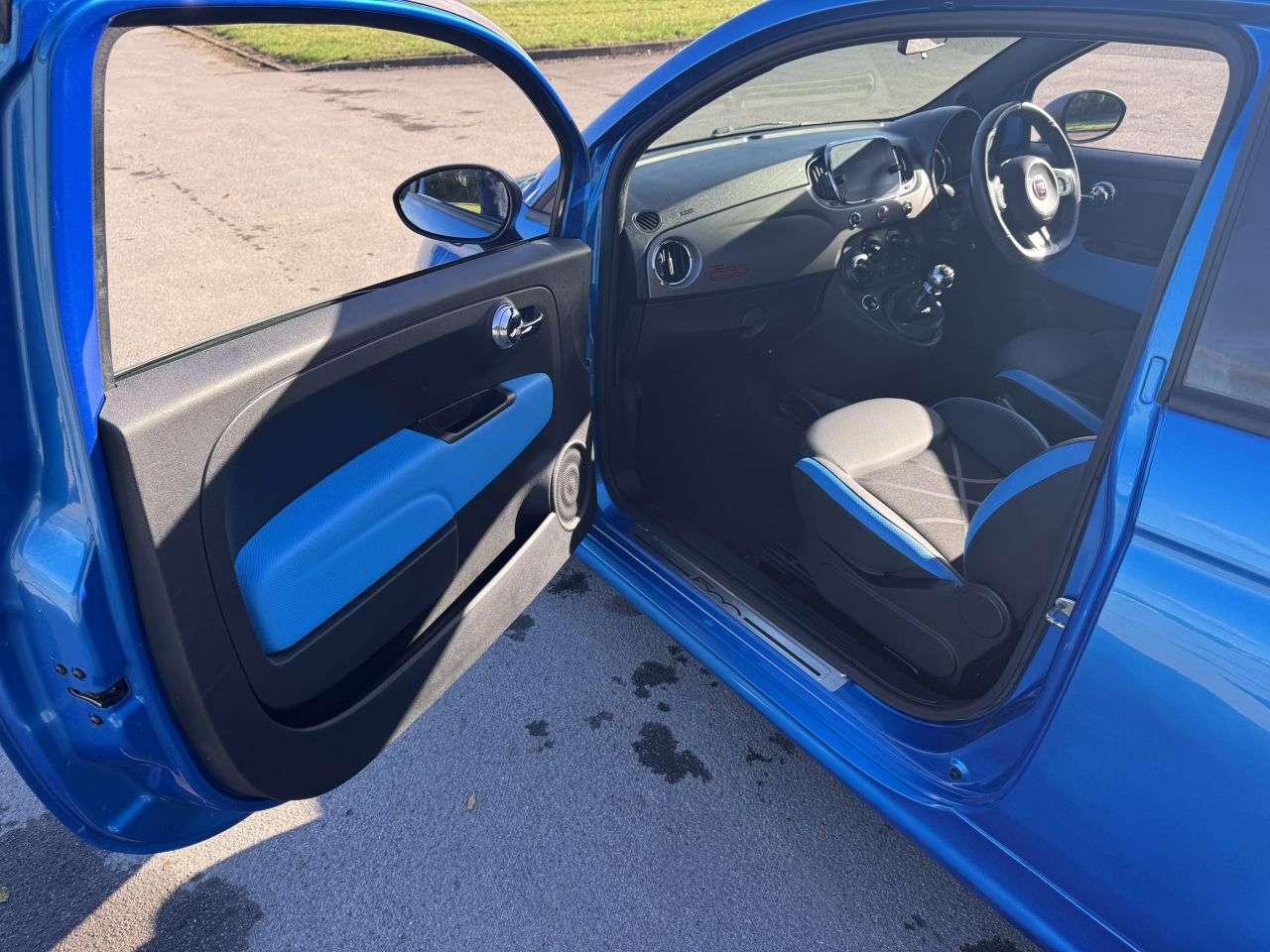 2017 FIAT 500 2017 FIAT 500