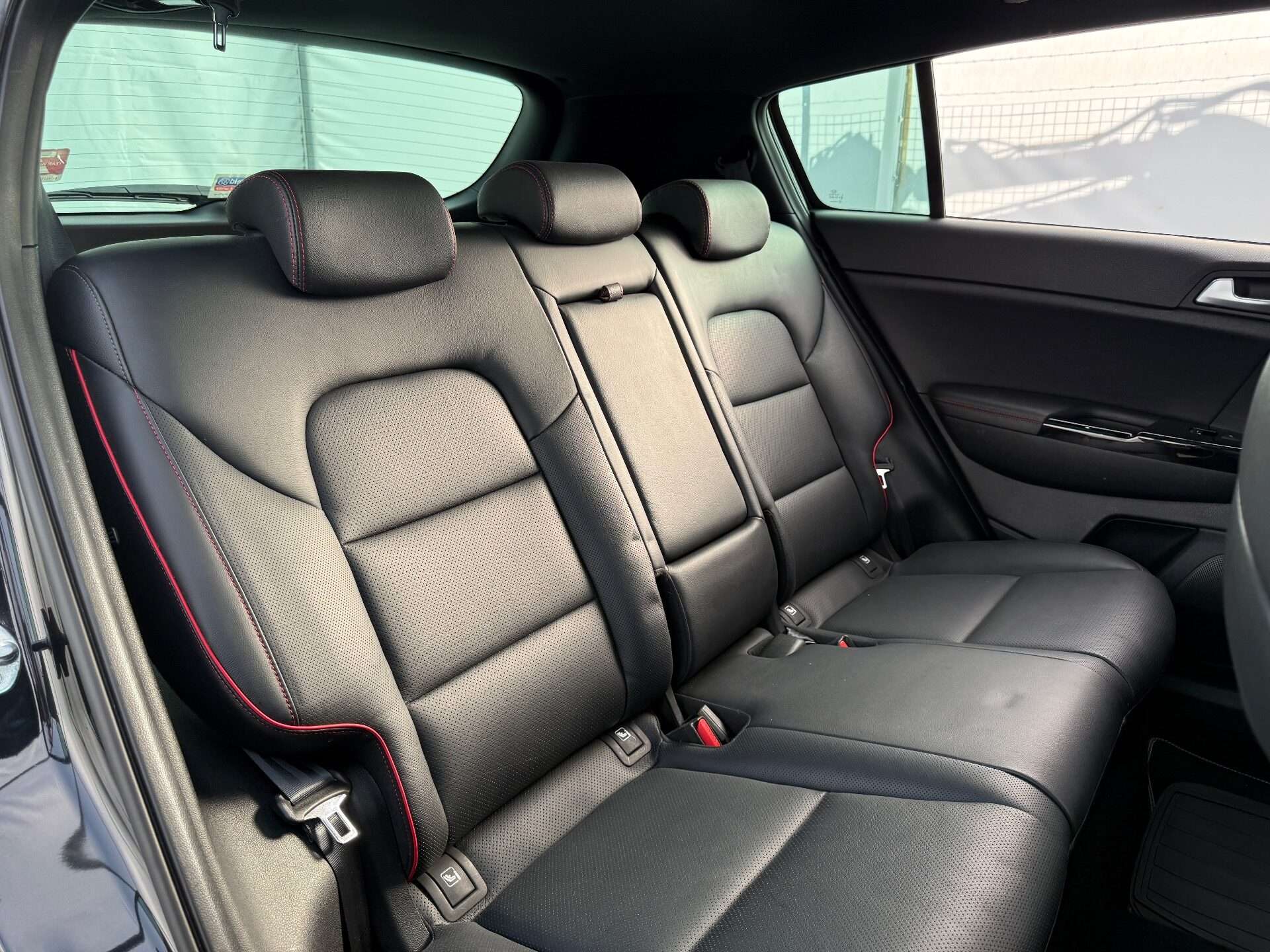 2021 KIA SPORTAGE 2021 KIA SPORTAGE