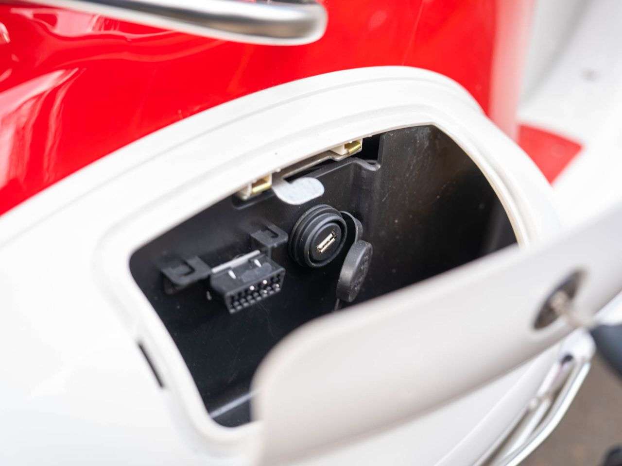 2022 SAKURA EV 3000 2022 SAKURA EV 3000