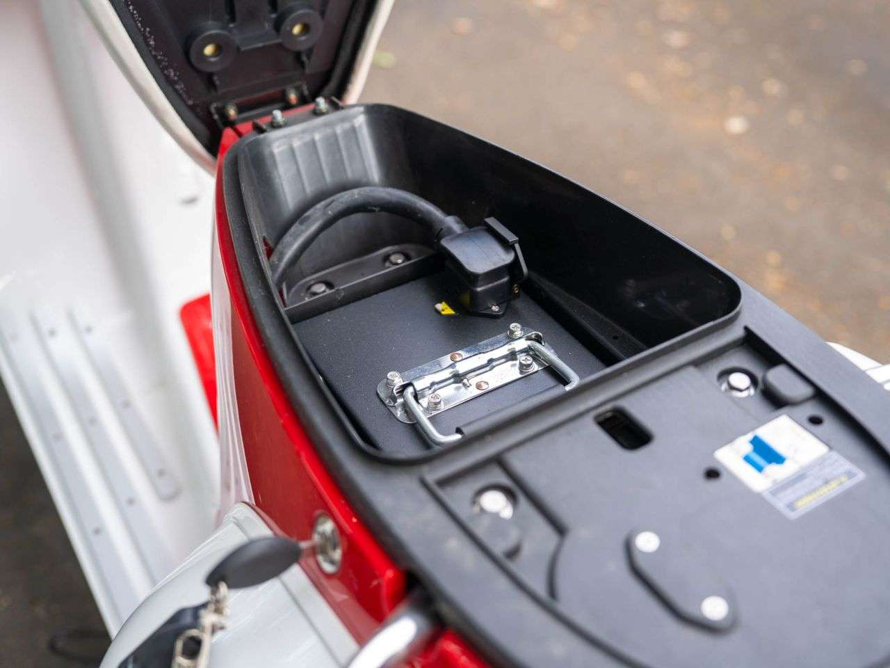 2022 SAKURA EV 3000 2022 SAKURA EV 3000