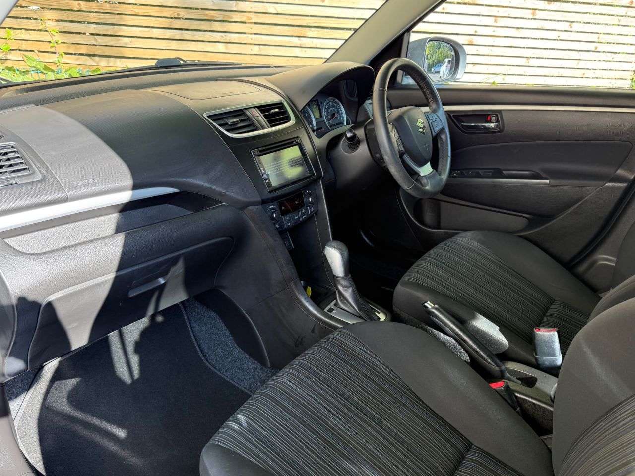 2015 SUZUKI SWIFT 2015 SUZUKI SWIFT