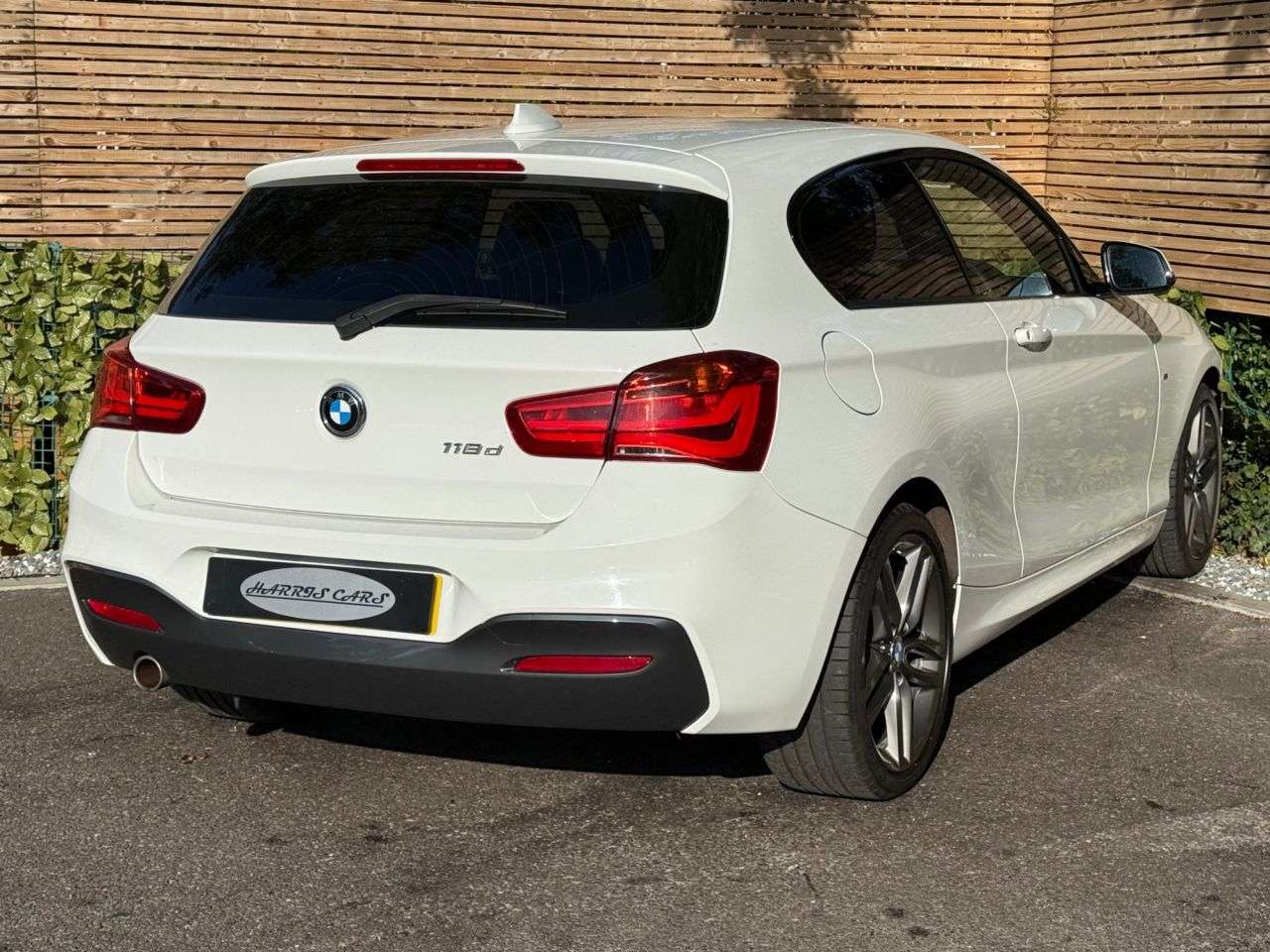 2017 BMW 1 SERIES 2017 BMW 1 SERIES