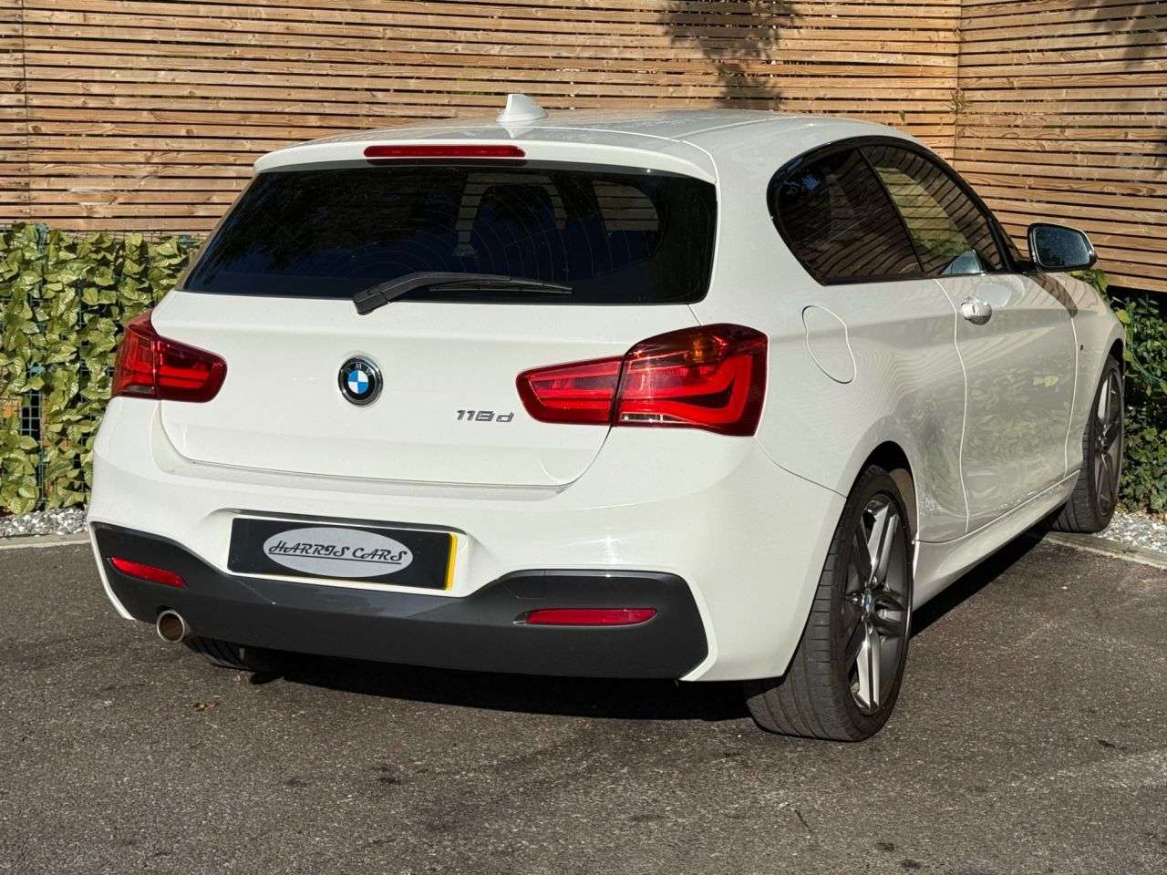 2017 BMW 1 SERIES 2017 BMW 1 SERIES