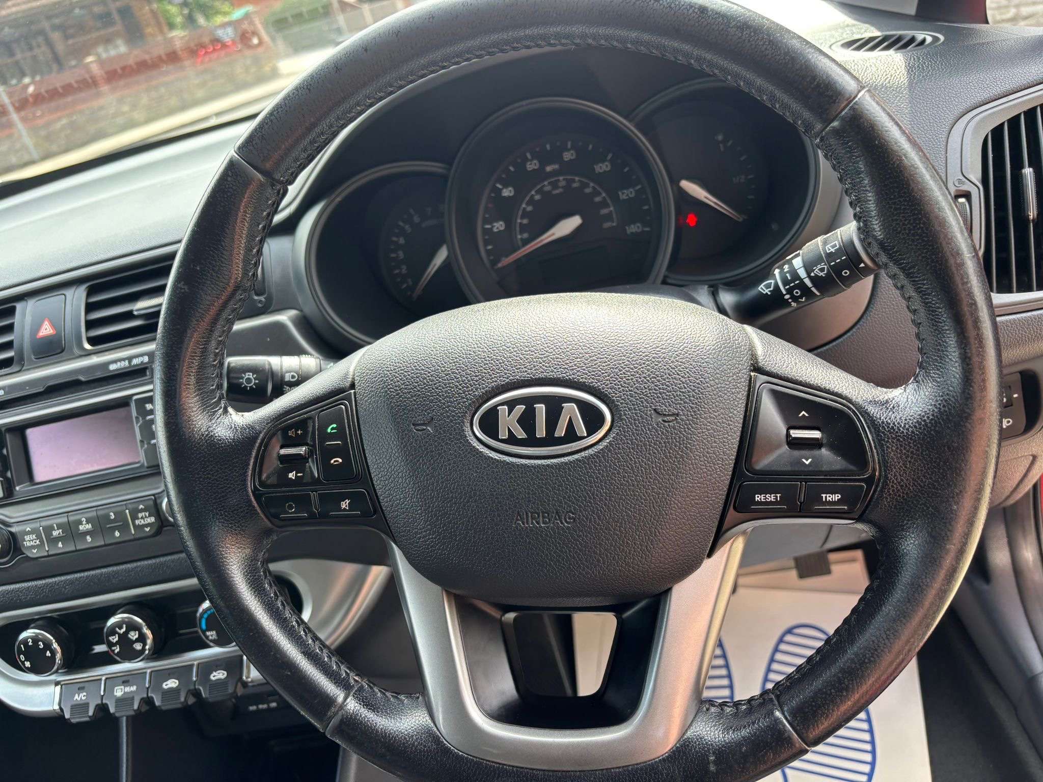 2012 KIA RIO 2012 KIA RIO