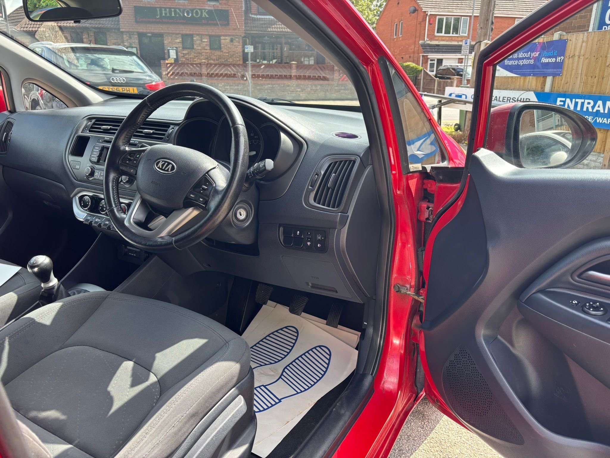 2012 KIA RIO 2012 KIA RIO