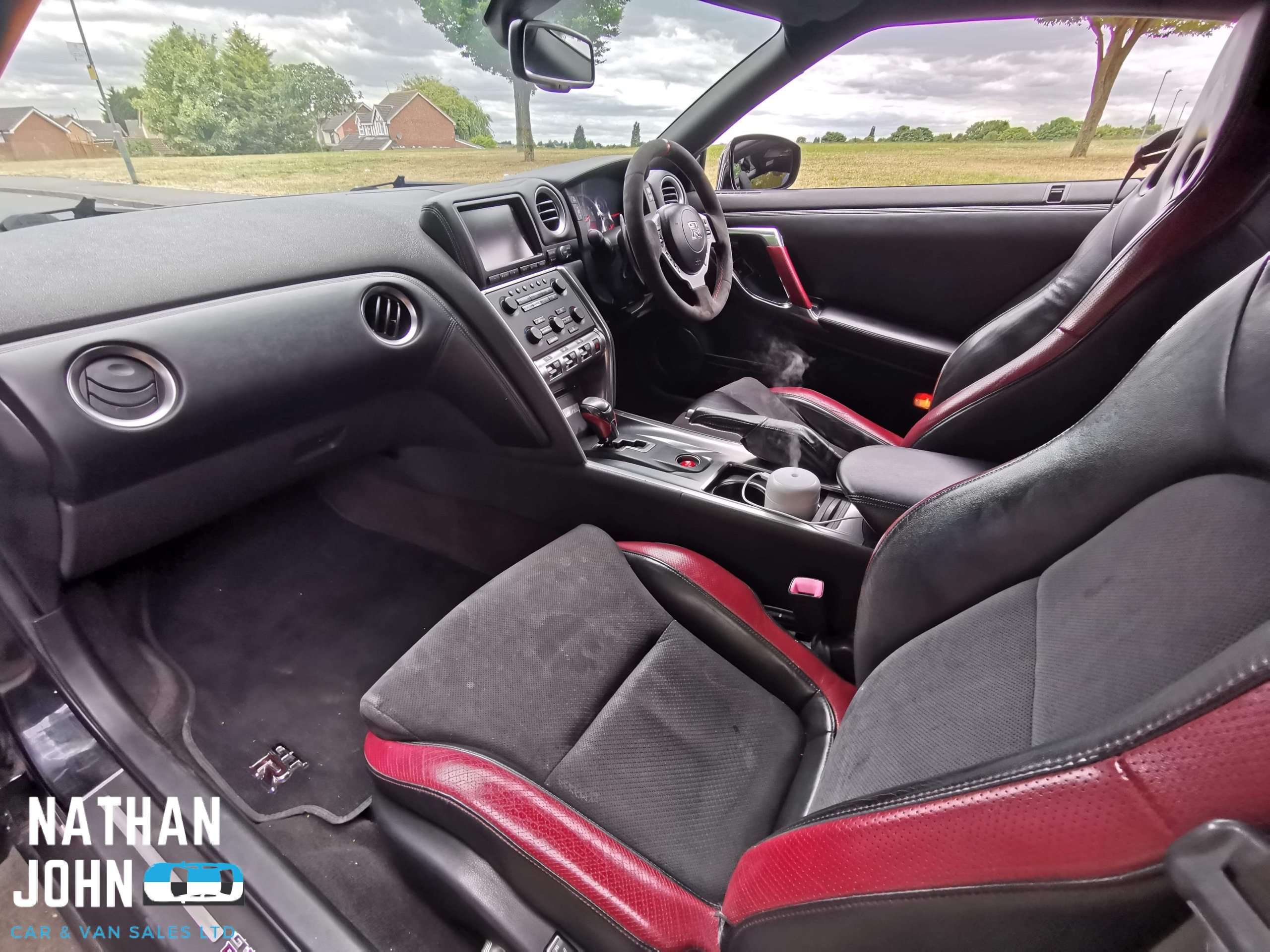 2009 NISSAN GT-R 2009 NISSAN GT-R