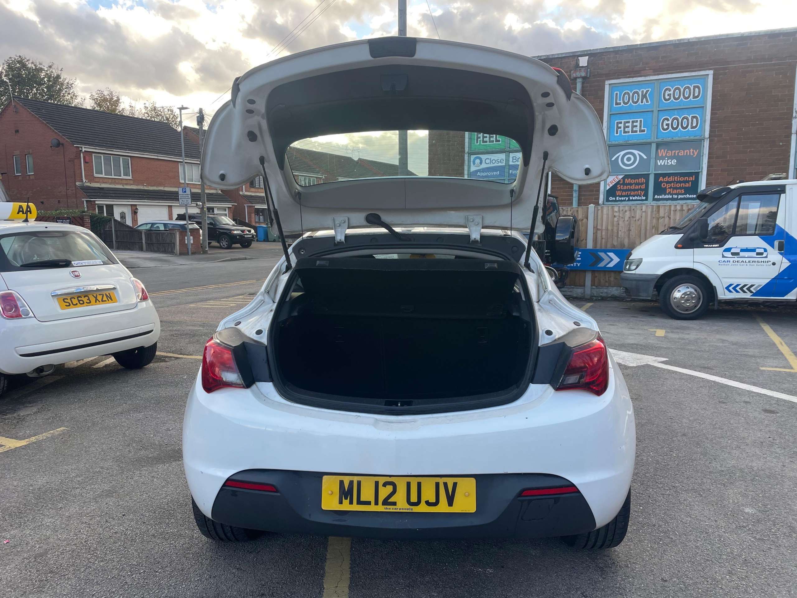 2012 VAUXHALL ASTRA 2012 VAUXHALL ASTRA