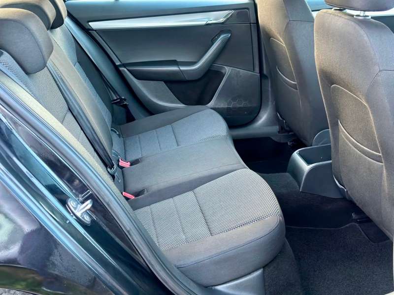 2013 SKODA OCTAVIA 2013 SKODA OCTAVIA