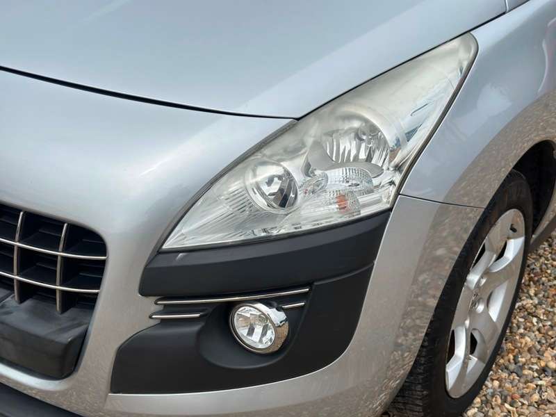 2013 PEUGEOT 3008 2013 PEUGEOT 3008