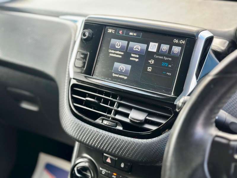 2015 PEUGEOT 2008 2015 PEUGEOT 2008