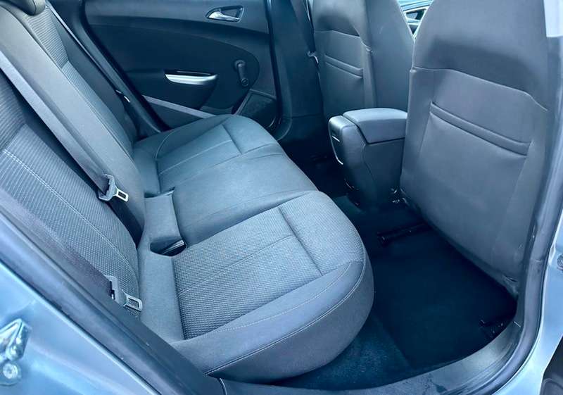 2011 VAUXHALL ASTRA 2011 VAUXHALL ASTRA