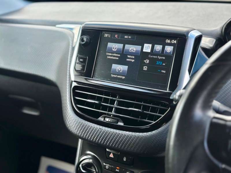 2015 PEUGEOT 2008 2015 PEUGEOT 2008