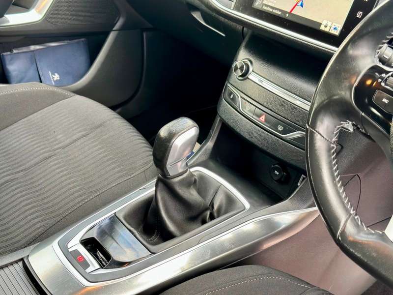 2014 PEUGEOT 308 2014 PEUGEOT 308