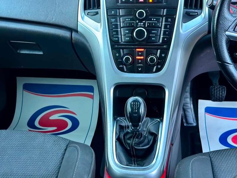 2011 VAUXHALL ASTRA 2011 VAUXHALL ASTRA