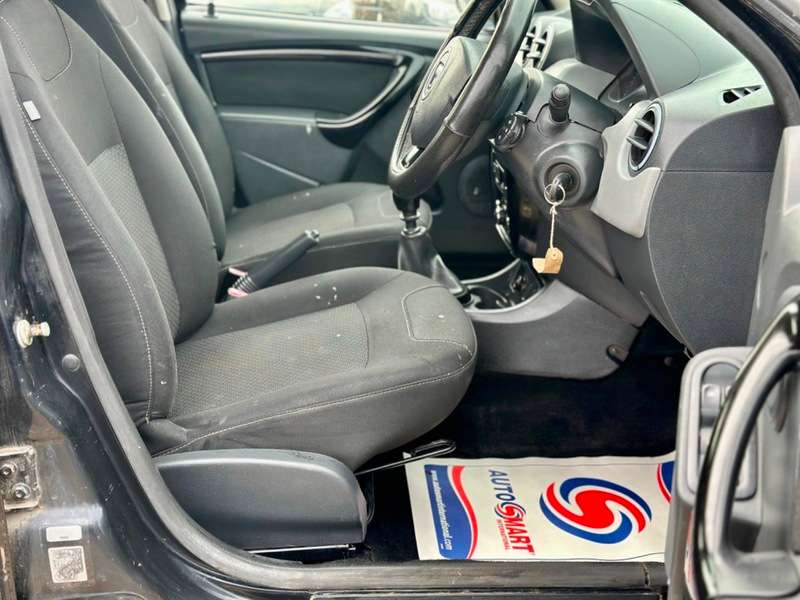 2013 DACIA DUSTER 2013 DACIA DUSTER