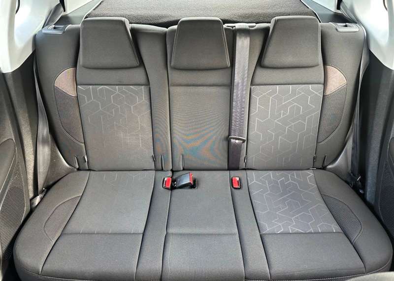 2015 PEUGEOT 2008 2015 PEUGEOT 2008