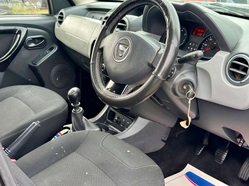2013 DACIA DUSTER 2013 DACIA DUSTER