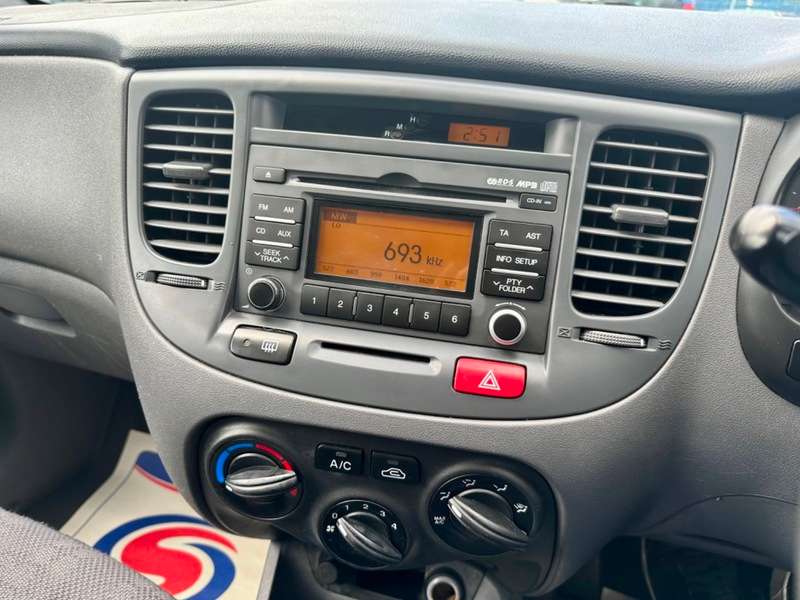 2009 KIA RIO 2009 KIA RIO