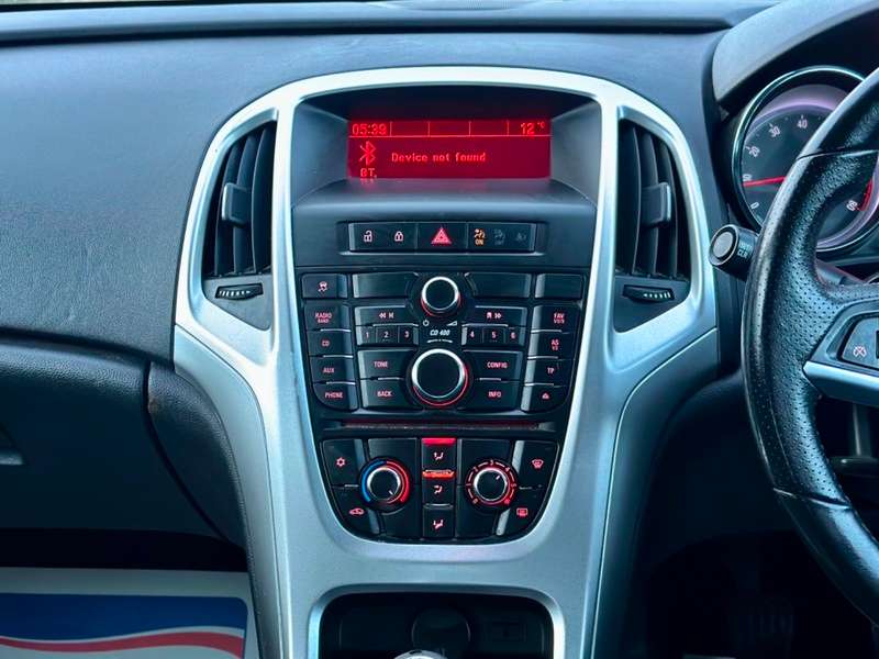 2011 VAUXHALL ASTRA 2011 VAUXHALL ASTRA