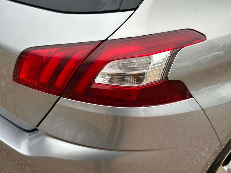 2014 PEUGEOT 308 2014 PEUGEOT 308