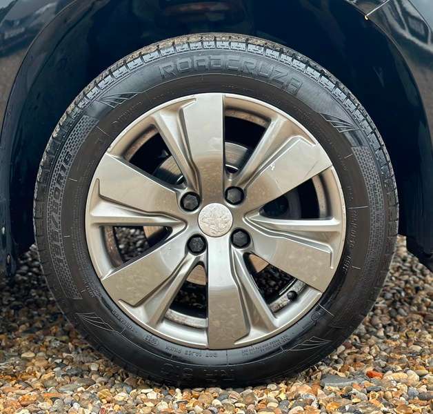 2015 PEUGEOT 2008 2015 PEUGEOT 2008