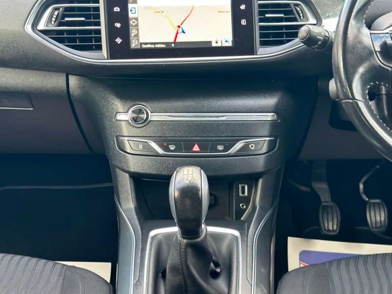 2014 PEUGEOT 308 2014 PEUGEOT 308