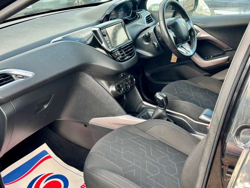 2015 PEUGEOT 2008 2015 PEUGEOT 2008