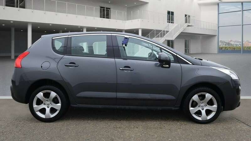 2013 PEUGEOT 3008 2013 PEUGEOT 3008