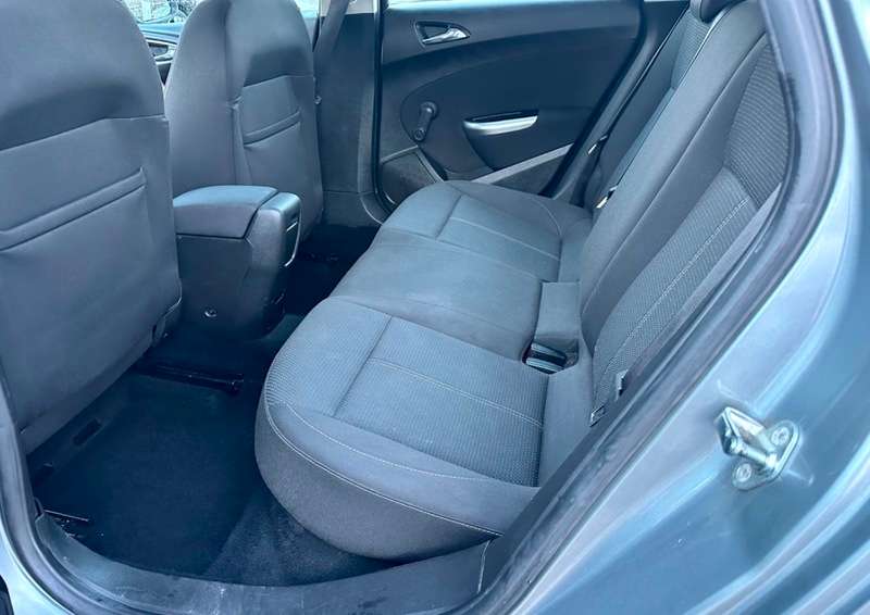 2011 VAUXHALL ASTRA 2011 VAUXHALL ASTRA