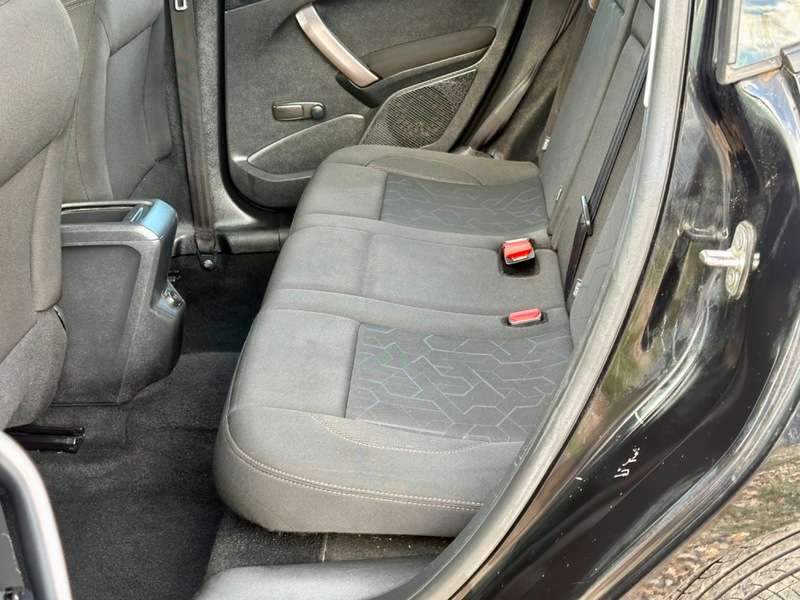 2015 PEUGEOT 2008 2015 PEUGEOT 2008