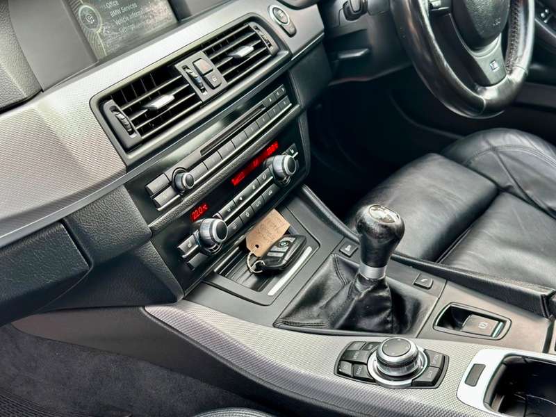 2011 BMW 5 SERIES 2011 BMW 5 SERIES