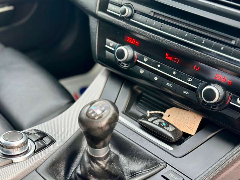 2011 BMW 5 SERIES 2011 BMW 5 SERIES