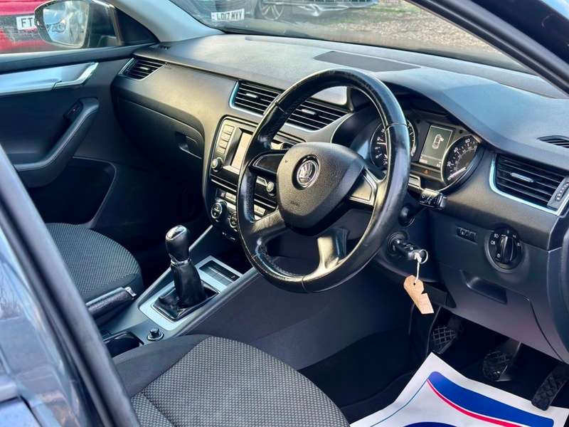 2013 SKODA OCTAVIA 2013 SKODA OCTAVIA