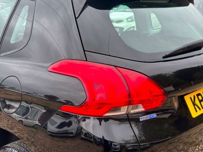 2015 PEUGEOT 2008 2015 PEUGEOT 2008