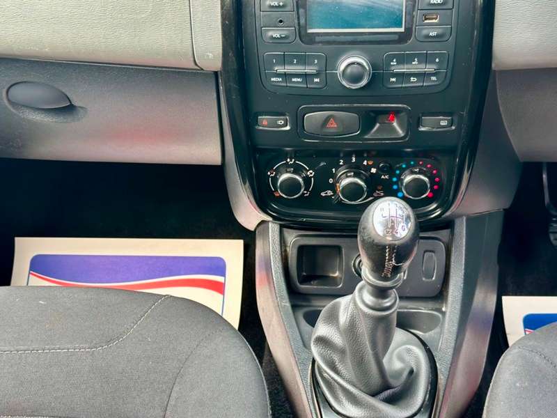 2013 DACIA DUSTER 2013 DACIA DUSTER