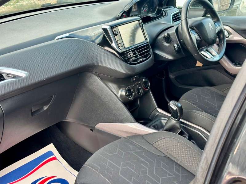 2015 PEUGEOT 2008 2015 PEUGEOT 2008