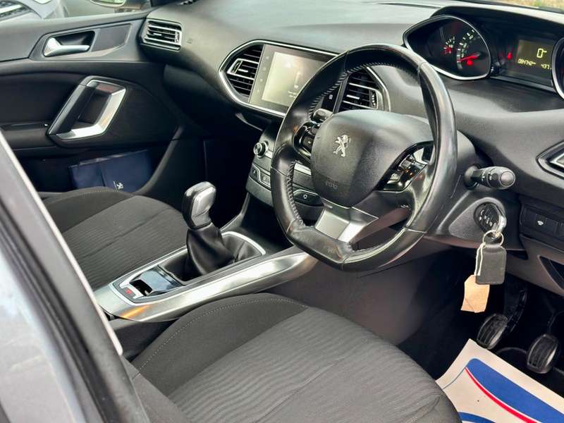 2014 PEUGEOT 308 2014 PEUGEOT 308