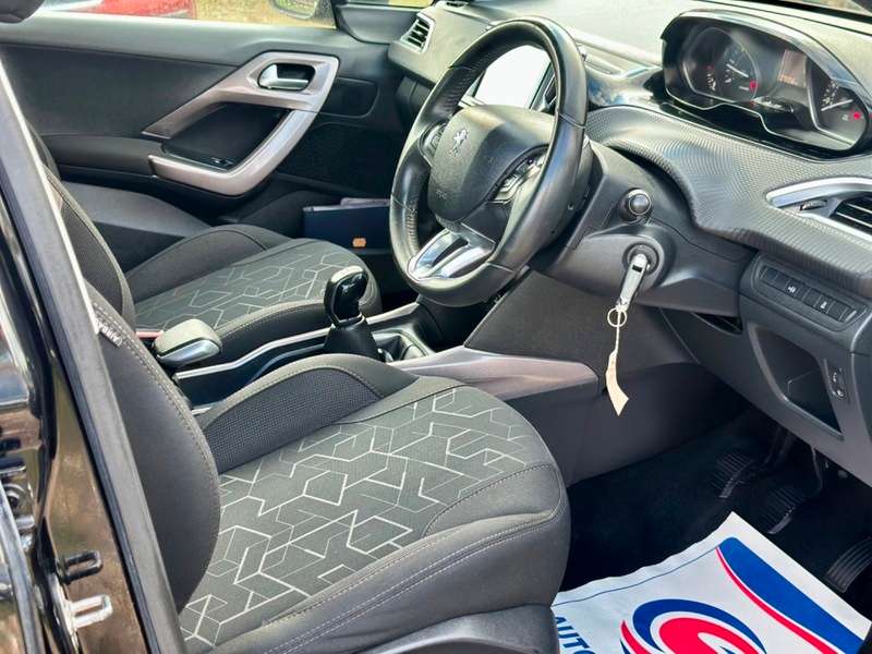 2015 PEUGEOT 2008 2015 PEUGEOT 2008