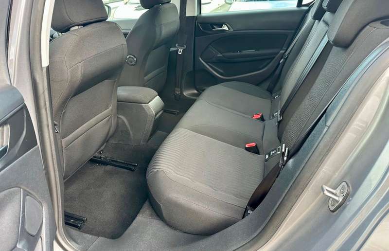 2014 PEUGEOT 308 2014 PEUGEOT 308