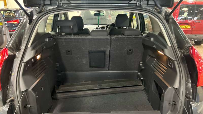 2013 PEUGEOT 3008 2013 PEUGEOT 3008