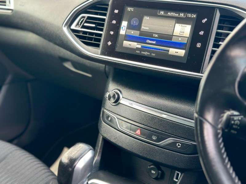 2014 PEUGEOT 308 2014 PEUGEOT 308