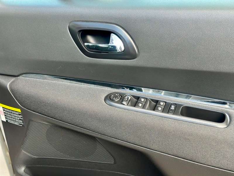 2013 PEUGEOT 3008 2013 PEUGEOT 3008